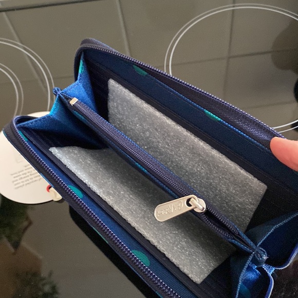 Cath Kidston Recycled Power Spot Continental Zip Wallet - Picture 4 of 5